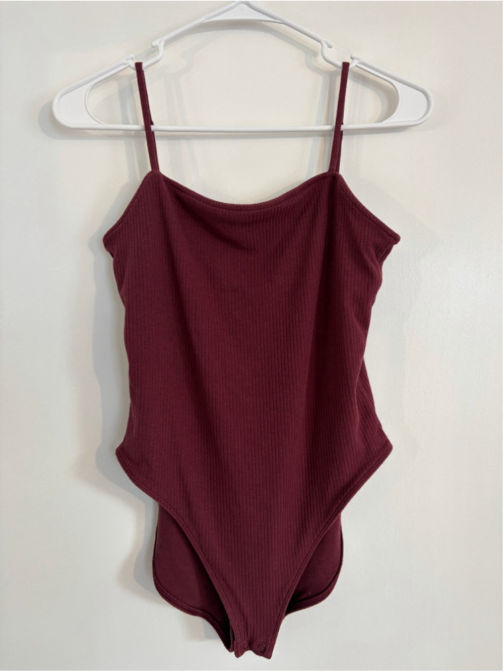 Women's Old Navy Ribbed Bodysuit Burgundy Size M